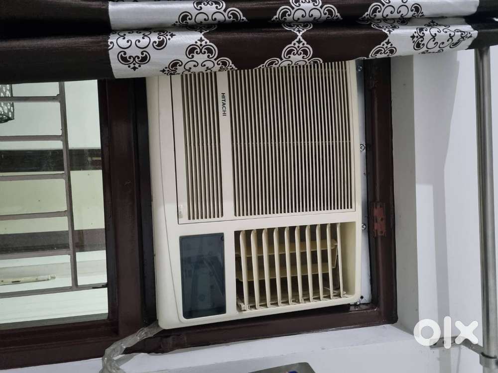 HITACHI AC WINDOW 1.5 TON