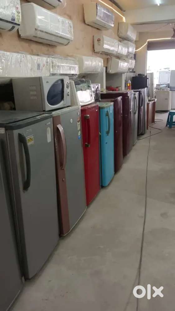 Second hand sale fridge//