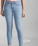 Women skinny jeans