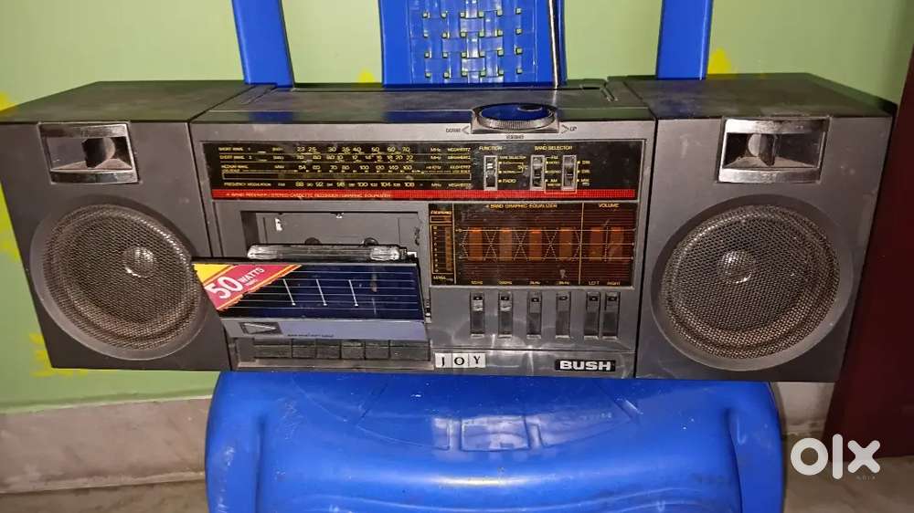 Very good condition Bush Audio Set
