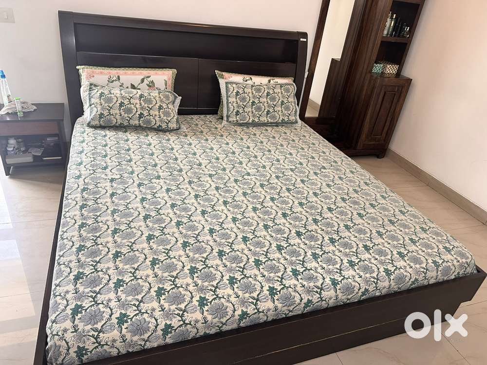Double bed