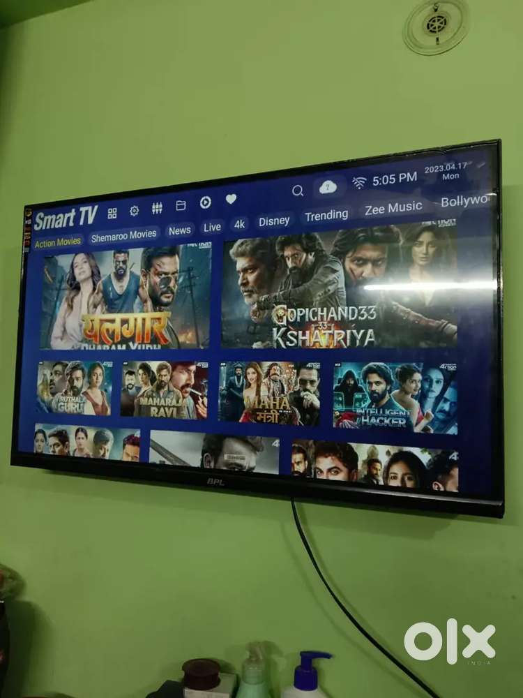 Bpl smart TV  2year  old