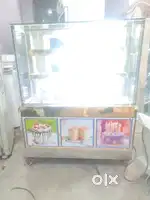 New square glass cake pestey display firdge 3feet