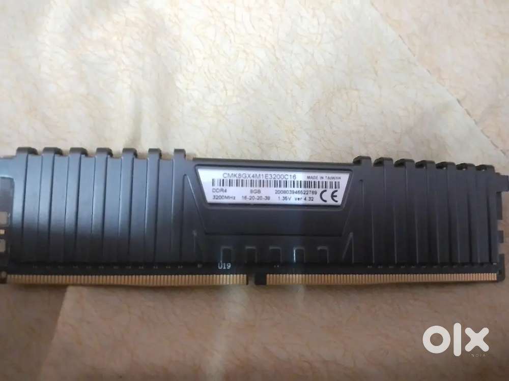 Corsair 8 gb DDR4 Ram