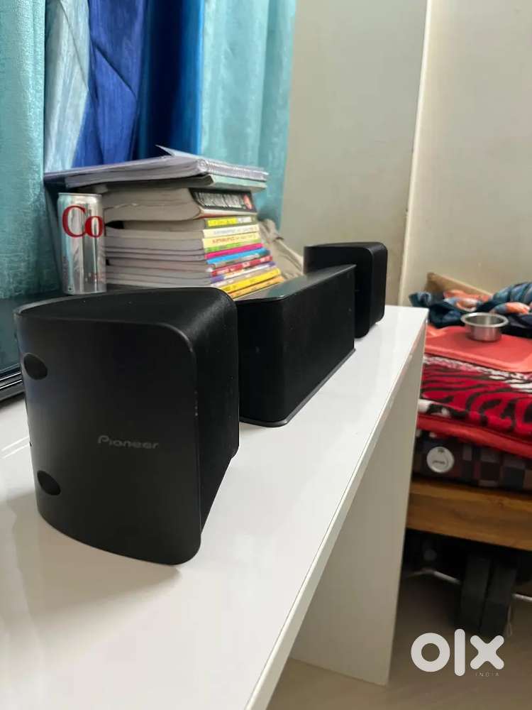Pioneer Speaker L C R