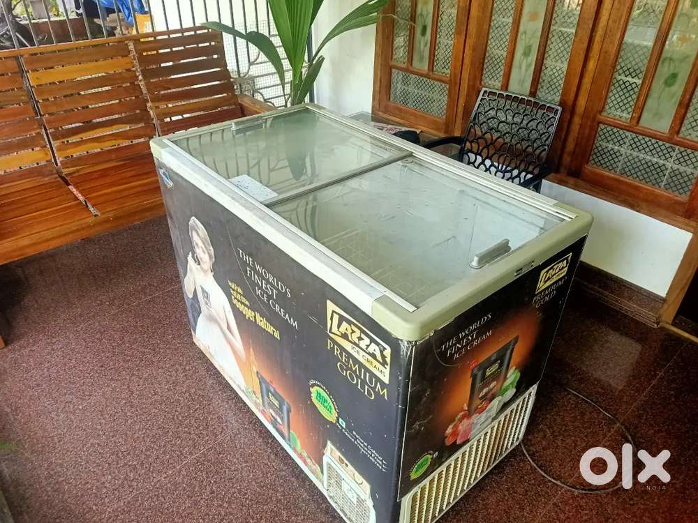 SUPER CONDITION FREEZER