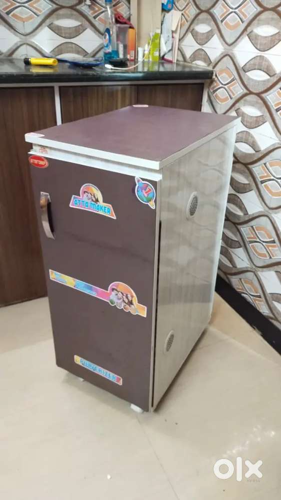 2 HP ghanti Ghar ghanti aata chakki floor mil chakki