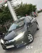 Honda City V MT Sunroof, 2015, Diesel