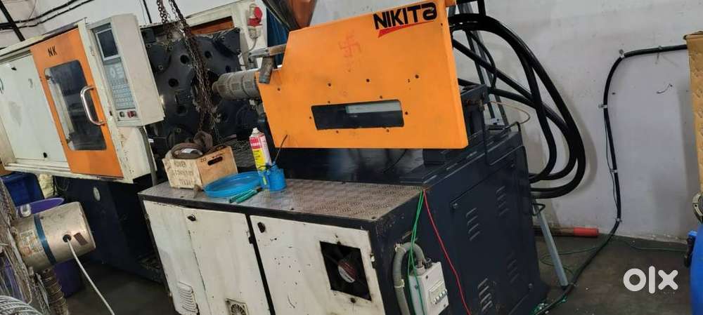Injection Moulding Machine Operator