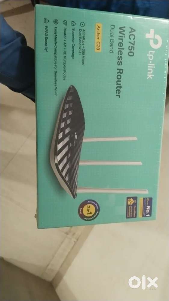 Onlt 20 days old tp link wifi dual band router for only, 1299/-