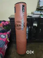 Boxing Punching Bag with chain for hanging