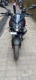 Want to sell brand new pulsar NS200 Black