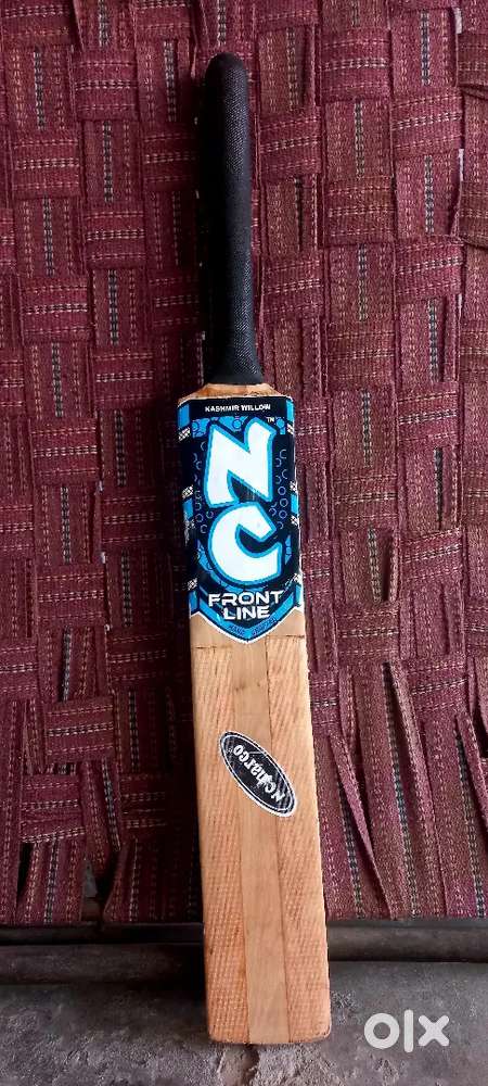NC Frontline Cricket Bat - Excellent Condition