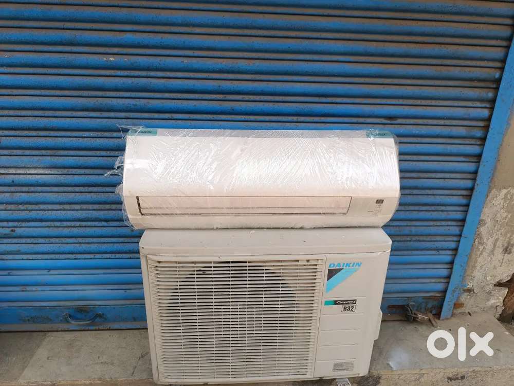 Fitting free 1 ton  Daikin Inverter 16000mein  delivery free