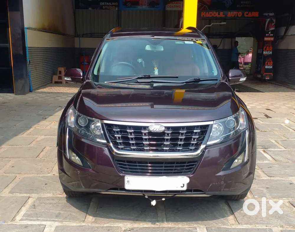Mahindra XUV500 2018
