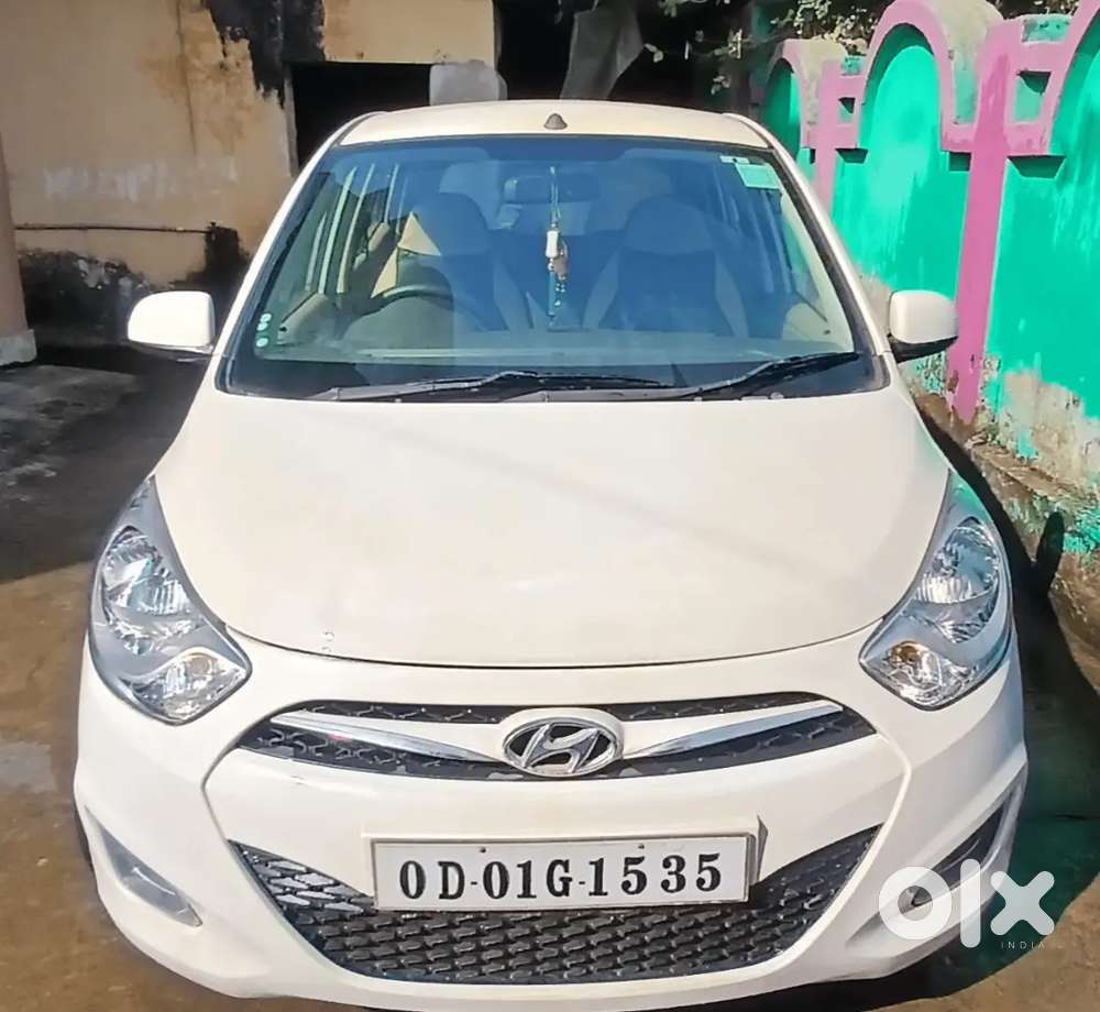 Hyundai i10.  Excellent condition 4200km