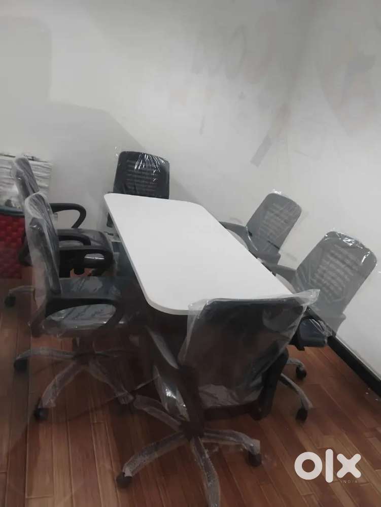 6seater conference table with chair