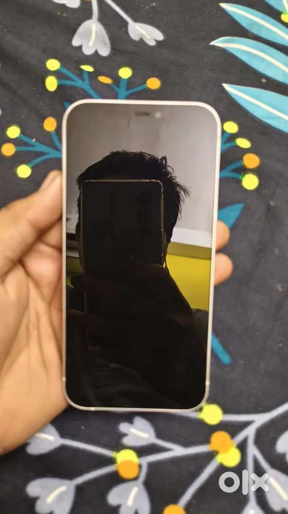 I phone 12 128gb excellent condition