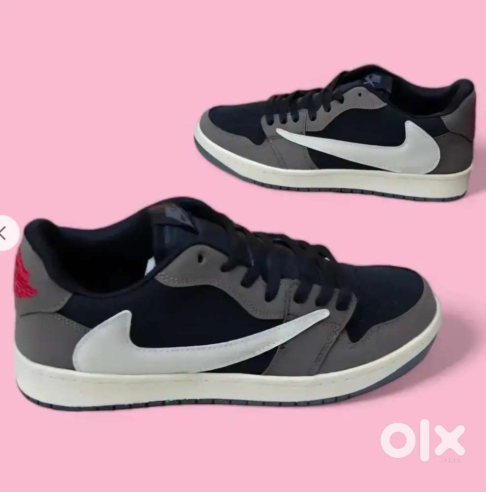 NIKE TRAVIS SCOTT SNEAKERS size uk 10