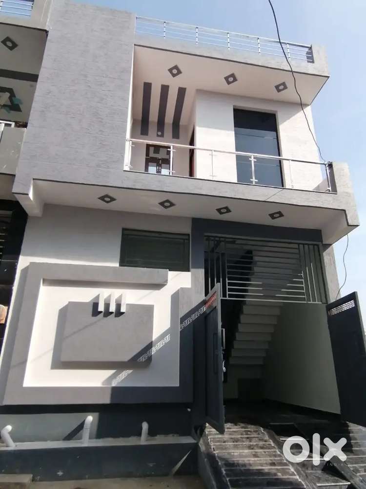 105 gaj house in dream city