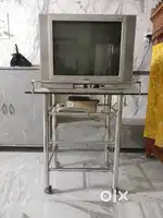 ONIDA COLOUR BOX TV