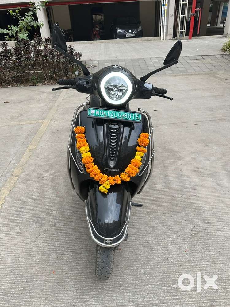 Bajaj Chetak-2433 Premium