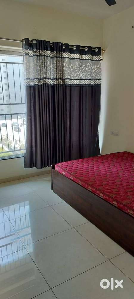 1BHK FULLY FURNISHED IN LIFE REPUBLIC