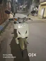 BEST SCOOTY TO RIDE , ALL PAPER WORK IS UP TO DATE .