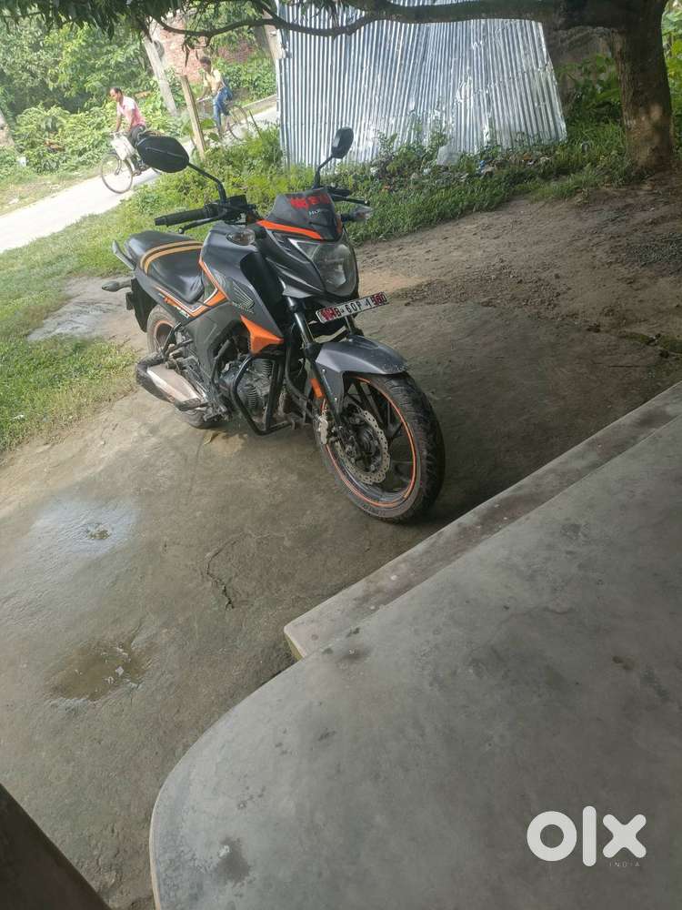 Honda CB hornet 160r For Sale