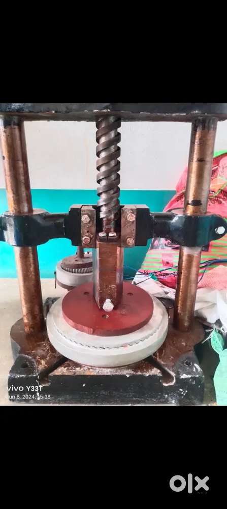 Pepper plate machine Hand