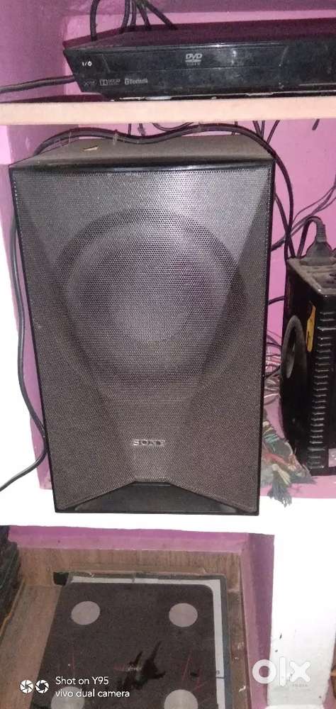 Sony DAVDZ350 Dolby digital 5.1 1000watts