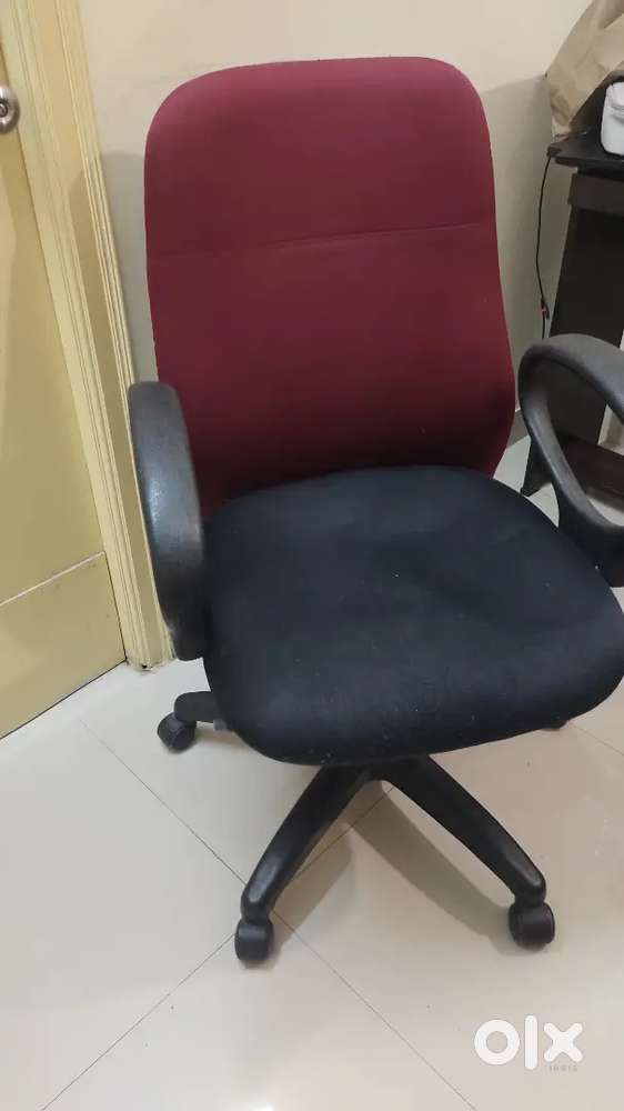 Office chair / computer chair