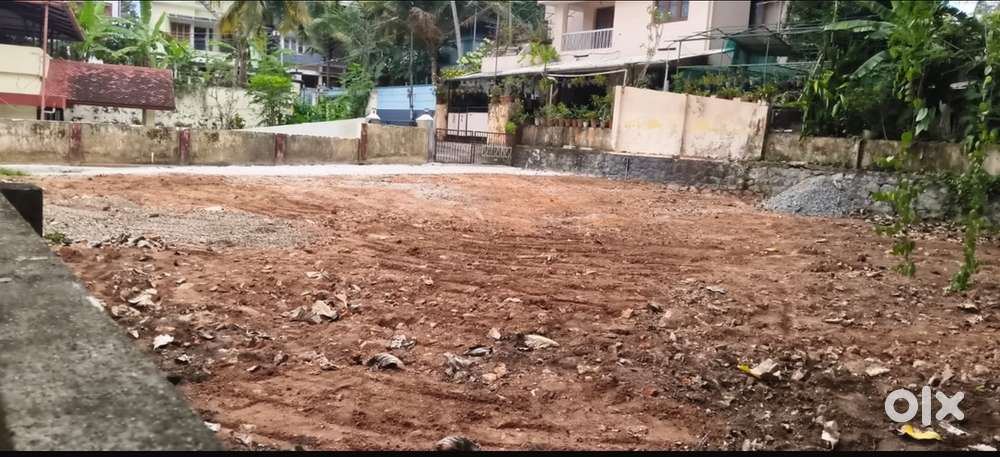 Ready to build square plot