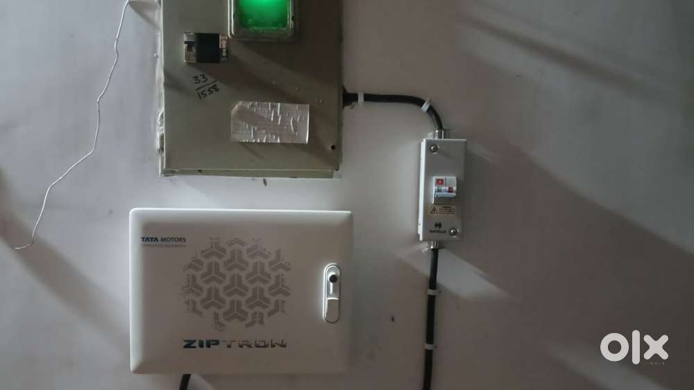 Electrician wanted