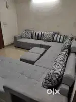 Delhi kanjhawala 3 bhk 4th floor with roof available for rent