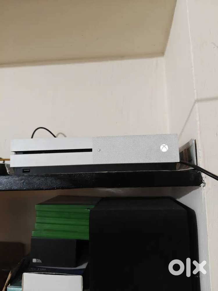 Xbox one s with excellent condition