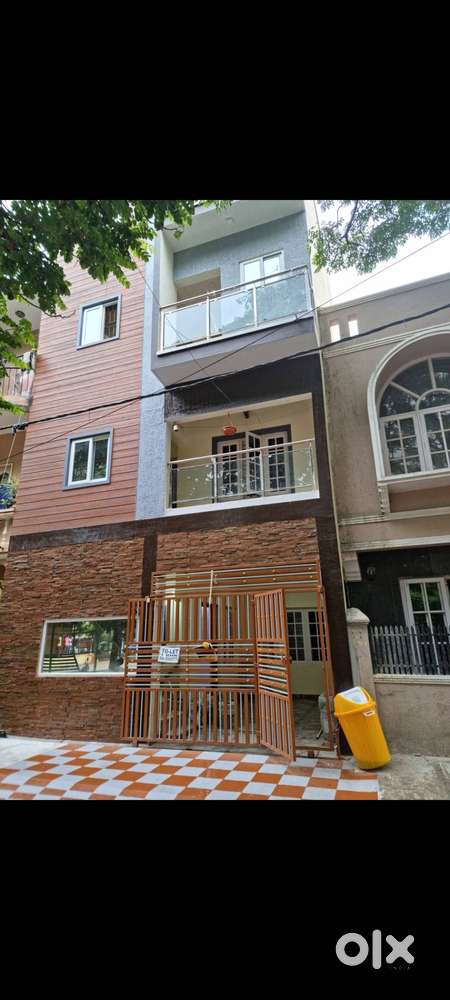 Koramangala 4th Block park view balcony near to Wipro and Dmart