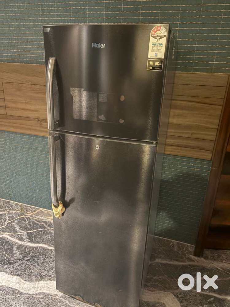 Haier fridge in excellent condition 7500