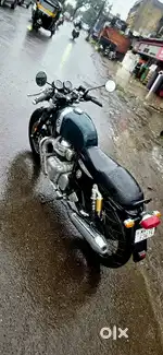 The Bike Zone Nashik Sarda circle with exchange offer available loan