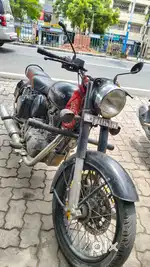 Royal Enfield Classic 350 black, 6years old
