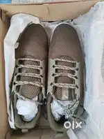 Brand New Puma shoes UK size 9 for sale Rs. 1199