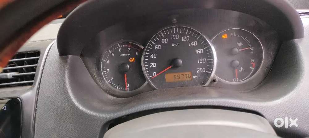 Maruti Suzuki Swift 2011 Petrol 70000 Km Driven