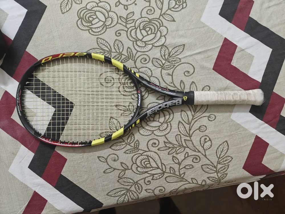 Lawn tennis racquet