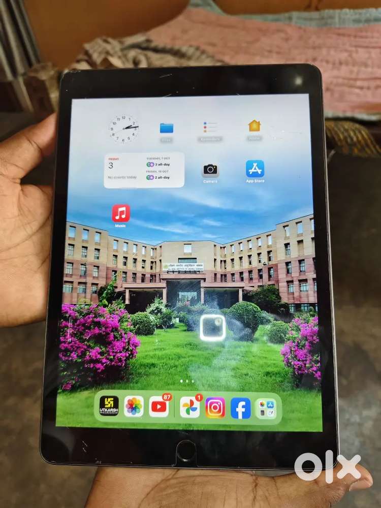 Ipad 9th gen with apple pencil +bill+ box+ charger