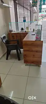 Counter table