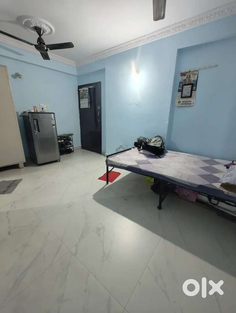 Selling 1 BHK Flat in Ashok Nagar Bhopal Near Capital Petrol Pump