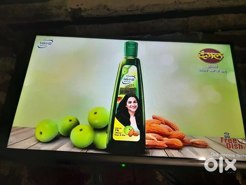 BUSH TV brand new smart tv