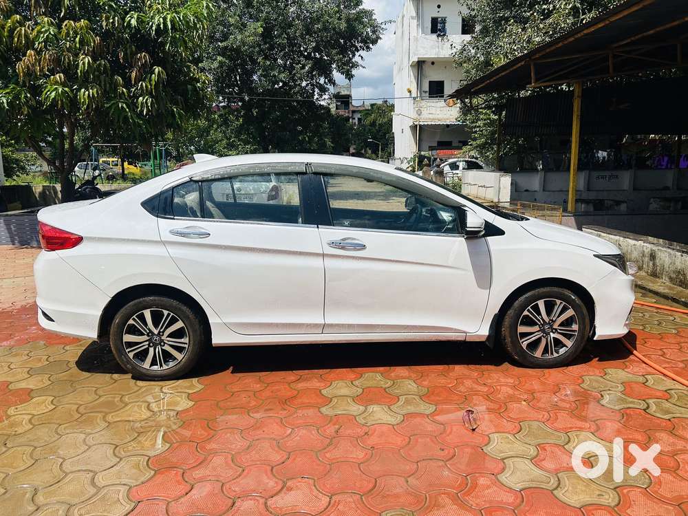 Honda City V AT, 2019, Petrol