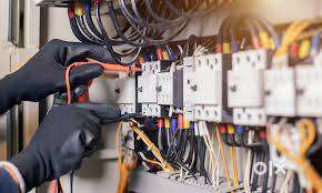 Electrician Switch Gear Technician