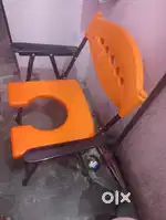Surgical chair rs.400